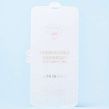 Защитная пленка силиконовая для Apple iPhone XR (черная) &mdash; 1